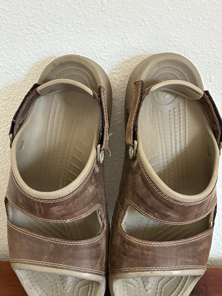 Sandalias Crocs Yukon 2 Doble Correa Deslizables Para Hombre Talla 13 Cuero Marrón Foto 4 de 4