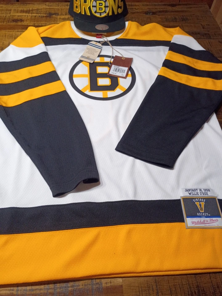 Mens Mitchell & Ness WILLIE OREE 1958 Boston Bruins Power Play Jersey Med W/Hat - Image 3 of 4