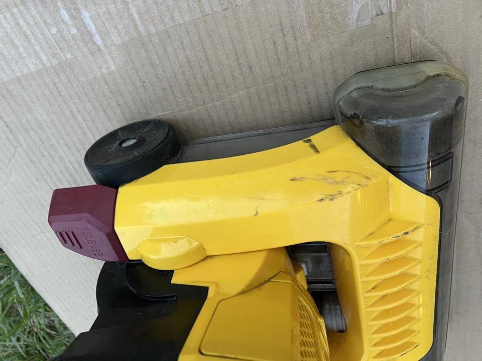 Aspiradora aspiradora comercial de alta resistencia Carpet Pro CPU-350 Hoover Eureka Foto 4 de 4