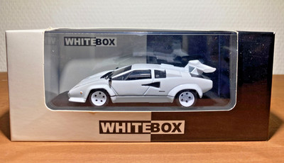 WHITEBOX Lamborghini Countach LP 400S 1:43 weiß in der OVP  1 von 1000 limitiert