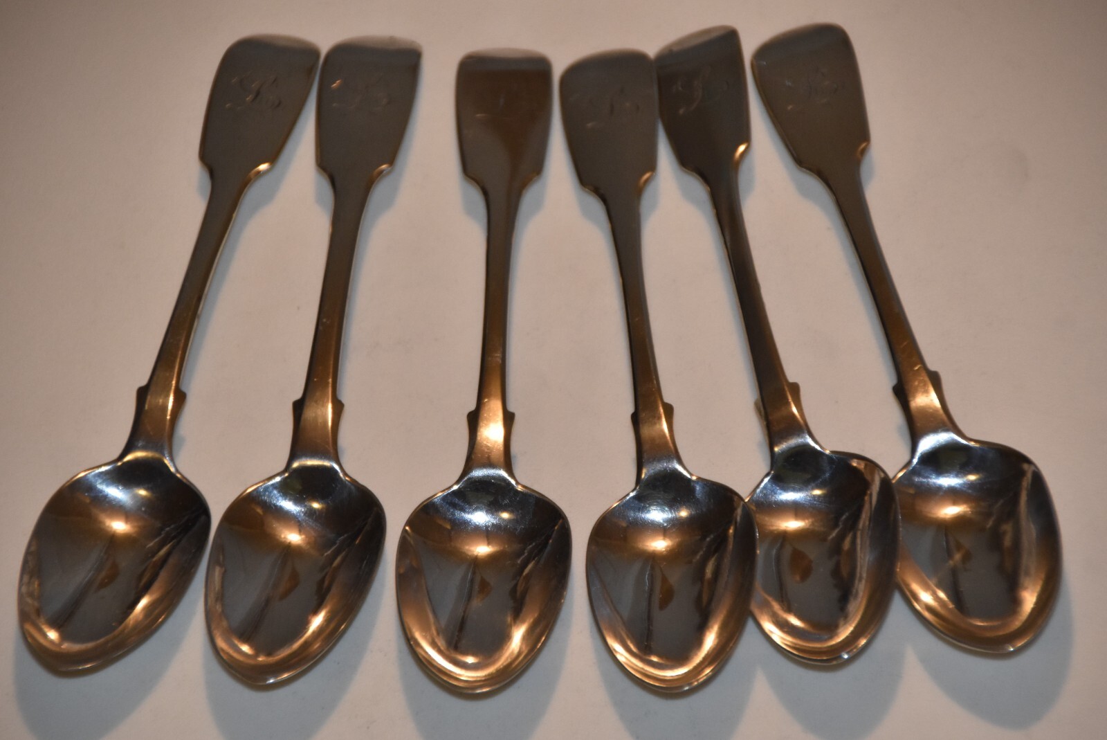 6 ea Antique Hallmarked Queen Victoria Silver Spoons. London 1854
