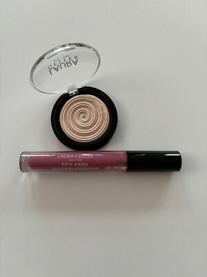 Puppe 10 Mascara schwarz und Laura Geller Lipgloss Farbton Pfingstrose Rosa 