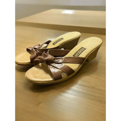 SAS 249070 Brown Leather Comfort Sandals Shoes Rubber Block Heel Slip On Size 8