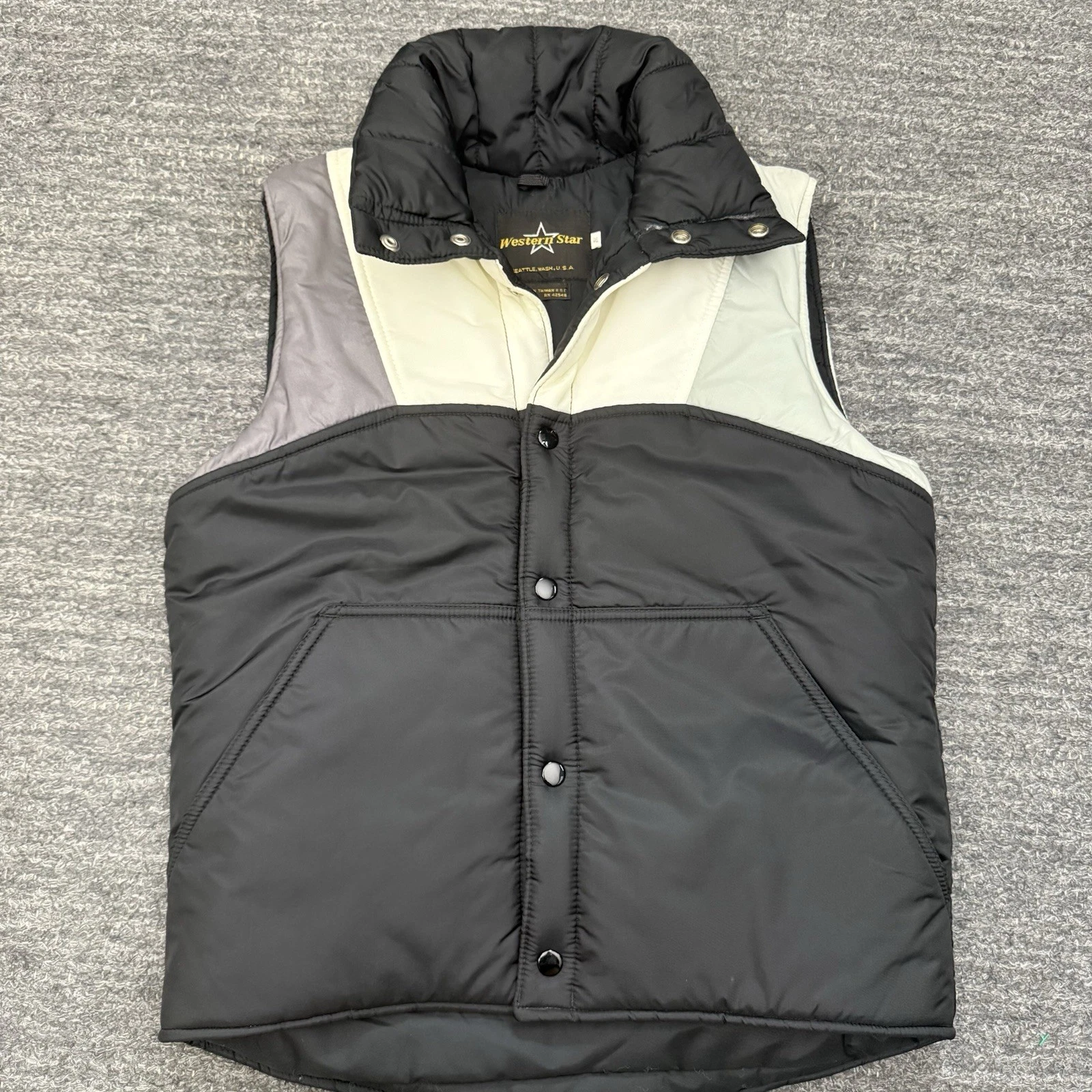 Vintage Western Star Vest Men Small Puffer Black Snap Cowboy Ranch Outdoor Rodeo