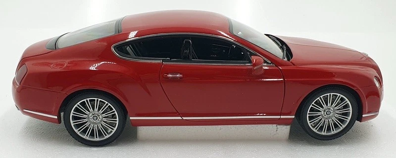 Minichamps 1/18 Scale Diecast 100 139620 - Bentley continental GT 2008 - Red - Image 4 of 4