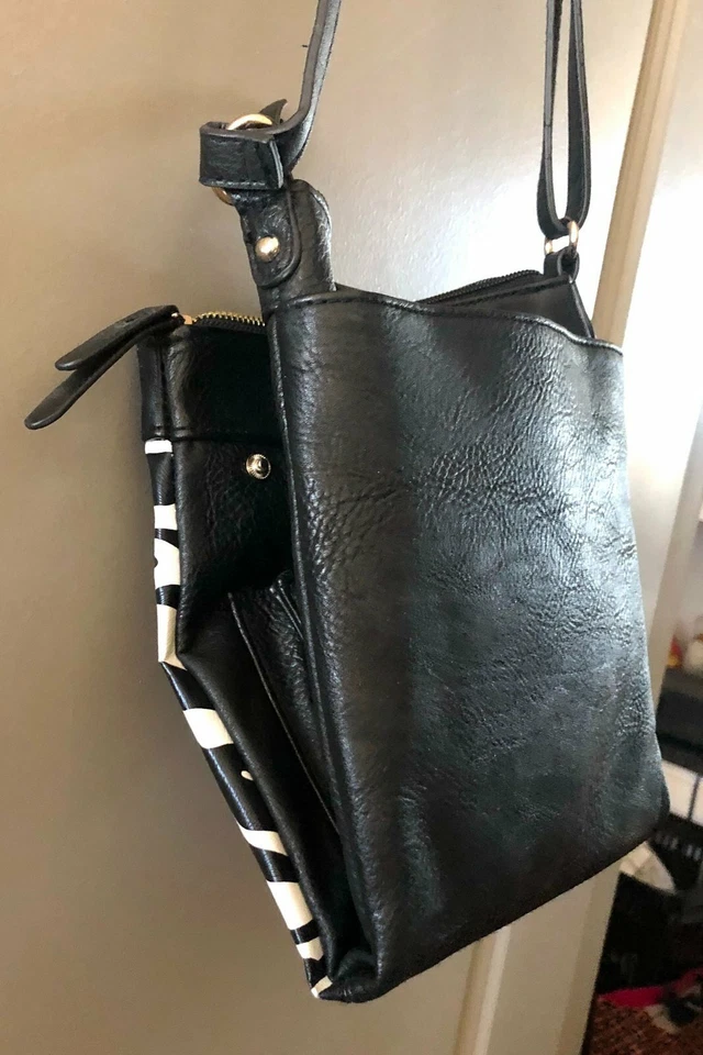 GRAN BOLSO DE MANO DE HOMBRO CON PATRÓN DE CEBRA BLANCO Y NEGRO BUENO Foto 2 de 4