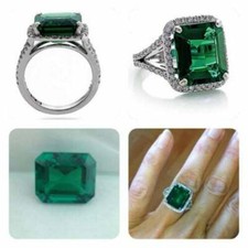 3Ct Cuscino Finto Verde Smeraldo Carino Anello di Fidanzamento 14K Bianco Dorato