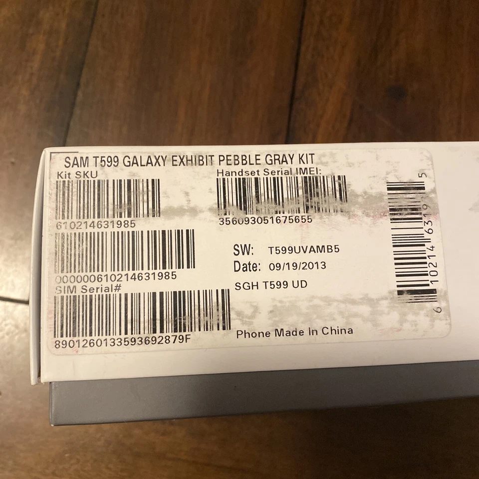 Samsung SGH-T599 Galaxy Exhibit Cell Phone - T-Mobile - BRAND NEW IN BOX!! NOS - Image 2 of 4