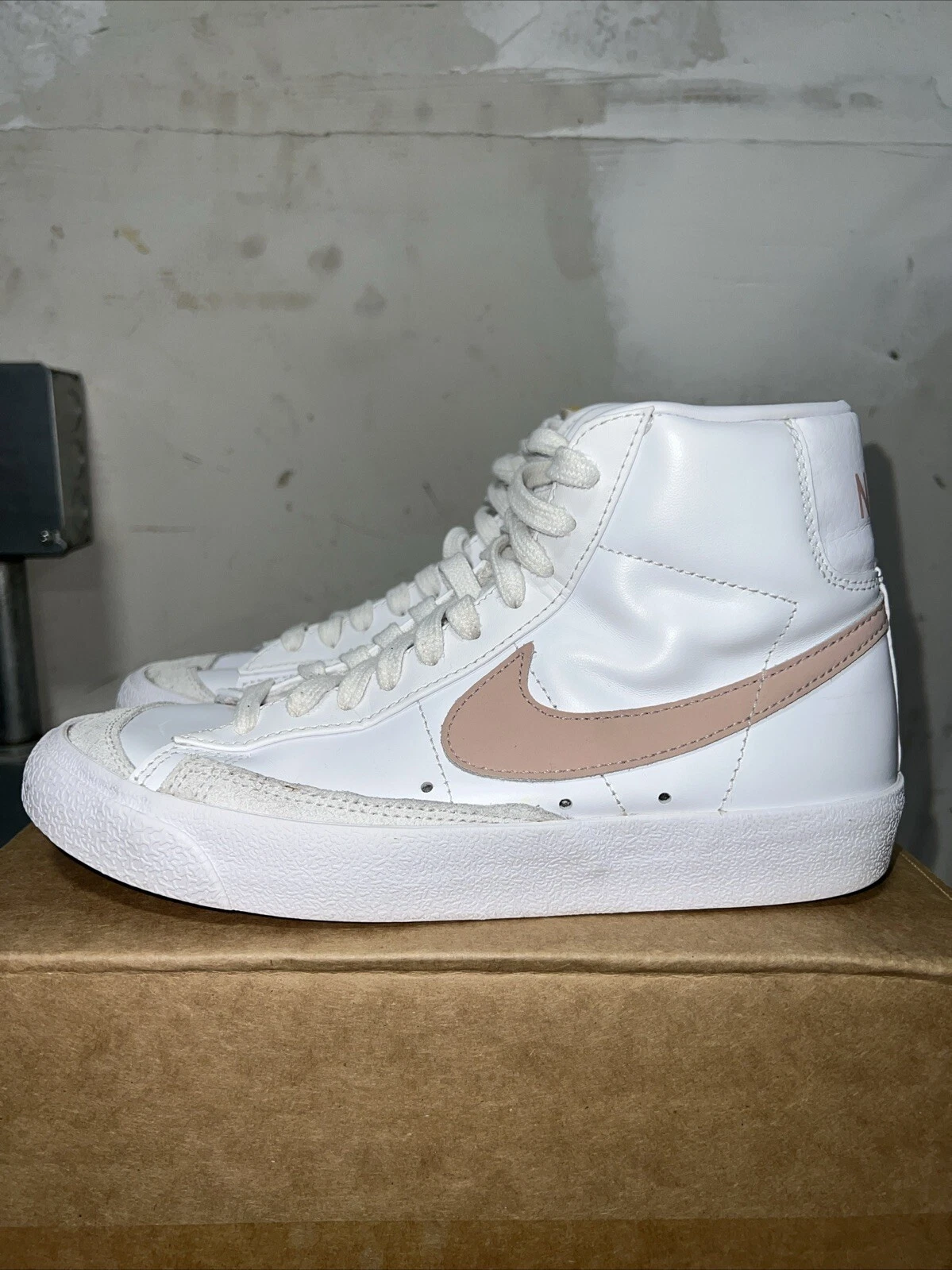 Blazer donna Nike metà '77 bianco rosa taglia 7 CZ1055 118