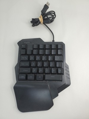 Bloodcat RGB One Handed Corded Mechanical Mini Gaming Keypad Compact Design