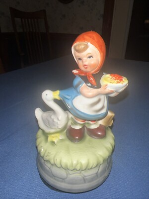 Nice Norleans Japan Girl And Duck Music Box plays  Talk To The animals 