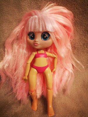 BFF by Cry Babies Coney - Modepuppe zum Sammlerstück mit langen Haaren. Sehr guter Zustand. 