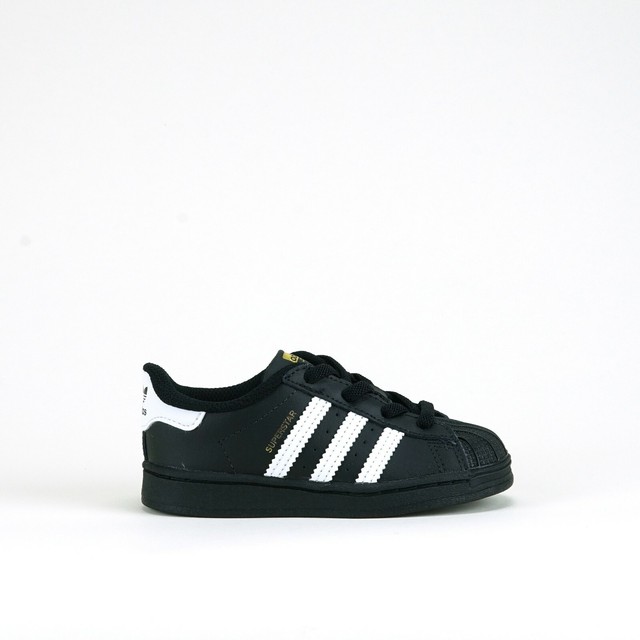 adidas superstar black laces