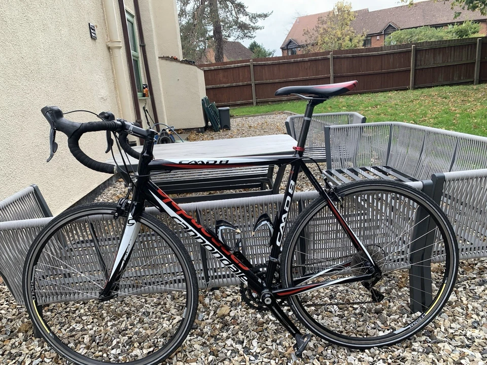 Cannondale CAAD8 Aluminium Road Bike 56cm L Shimano Claris Caliper Black/Red, photo 2 of 5