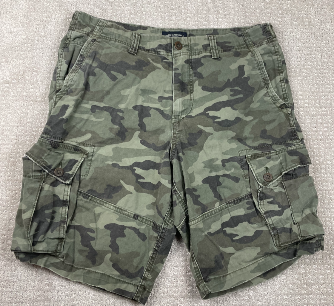 Y2K American Eagle Cargo Shorts Mens 36 Green Woodland Camo Military Paratrooper