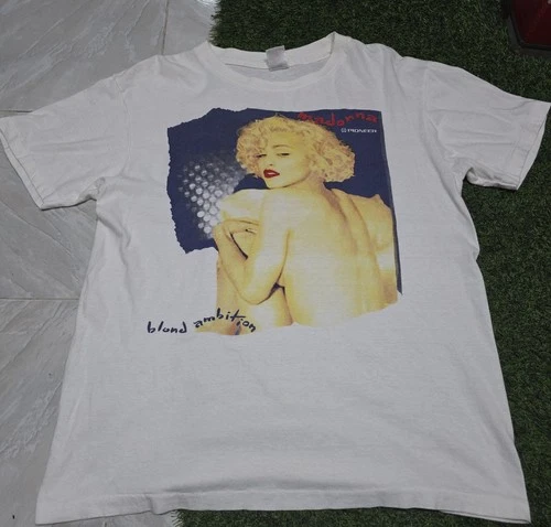 MADONNA BLOND AMBITION WORLD TOUR CONCERT T SHI 1990s vintage concert t-shirt, vintage, single stitch, B+ condition