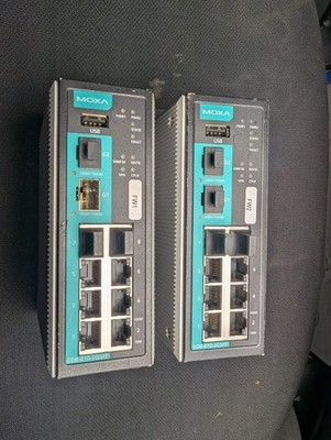 SET BESTEHEND AUS 02 MOXA EDR-810-2GSFP INDUSTRIE ROUTER SWITCH