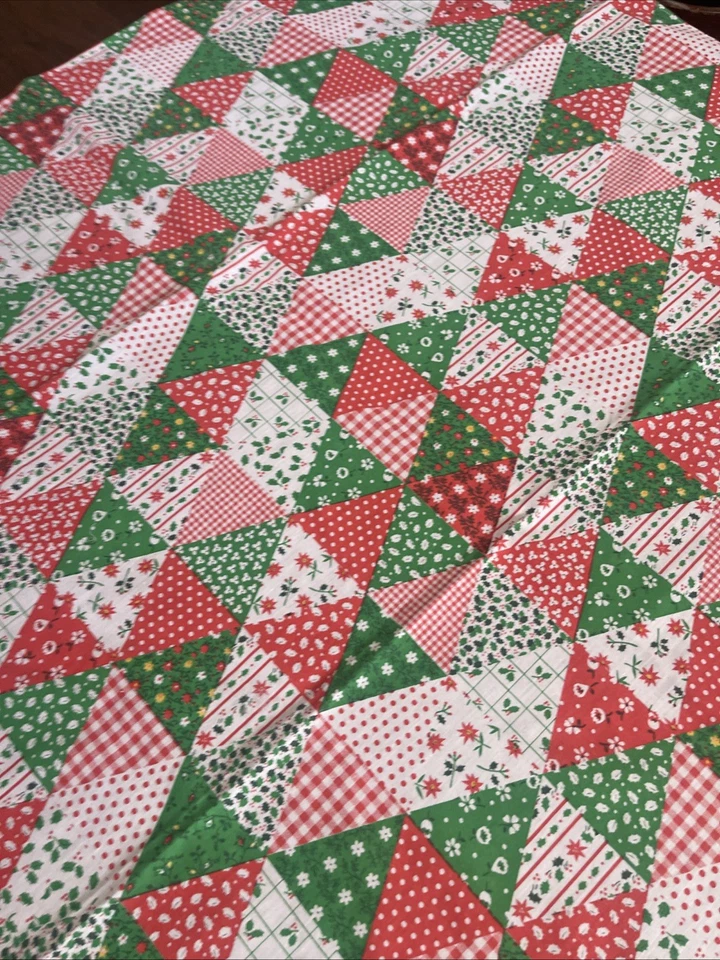 Christmas Patchwork Tablecloth Red Green Geometric Patchwork 36x44 - Image 4 of 4