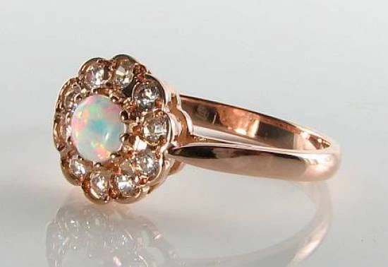 Anillo 9K 8CT Oro Rosa Ópalo Natural Redondo Cluster Halo Art Déco