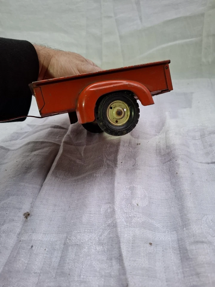 Tru-Scale Box Trailer Red Pressed Steel Very Nice Condition Ih Harvester - Image 4 of 4