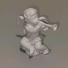 Avon Nativity Collectibles The Cherub Angel Playing Horn White Porcelain Bisque