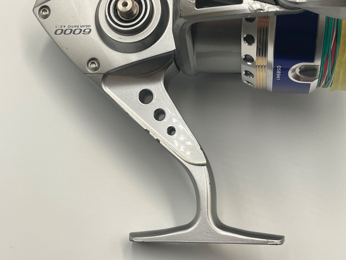 Moulinet Daiwa Saltiga Z6000 Spinning – Puissant Et Polyvalent Pour La Pêche En Mer