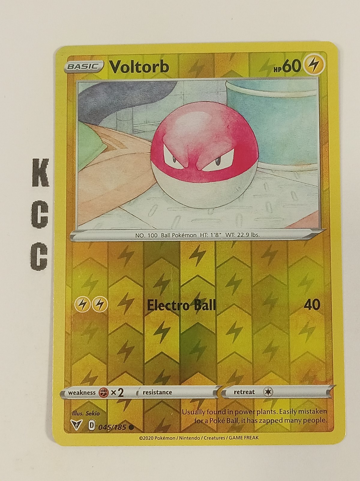 Voltorb 045/185 Vivid Voltage Reverse Holo Pokemon TCG