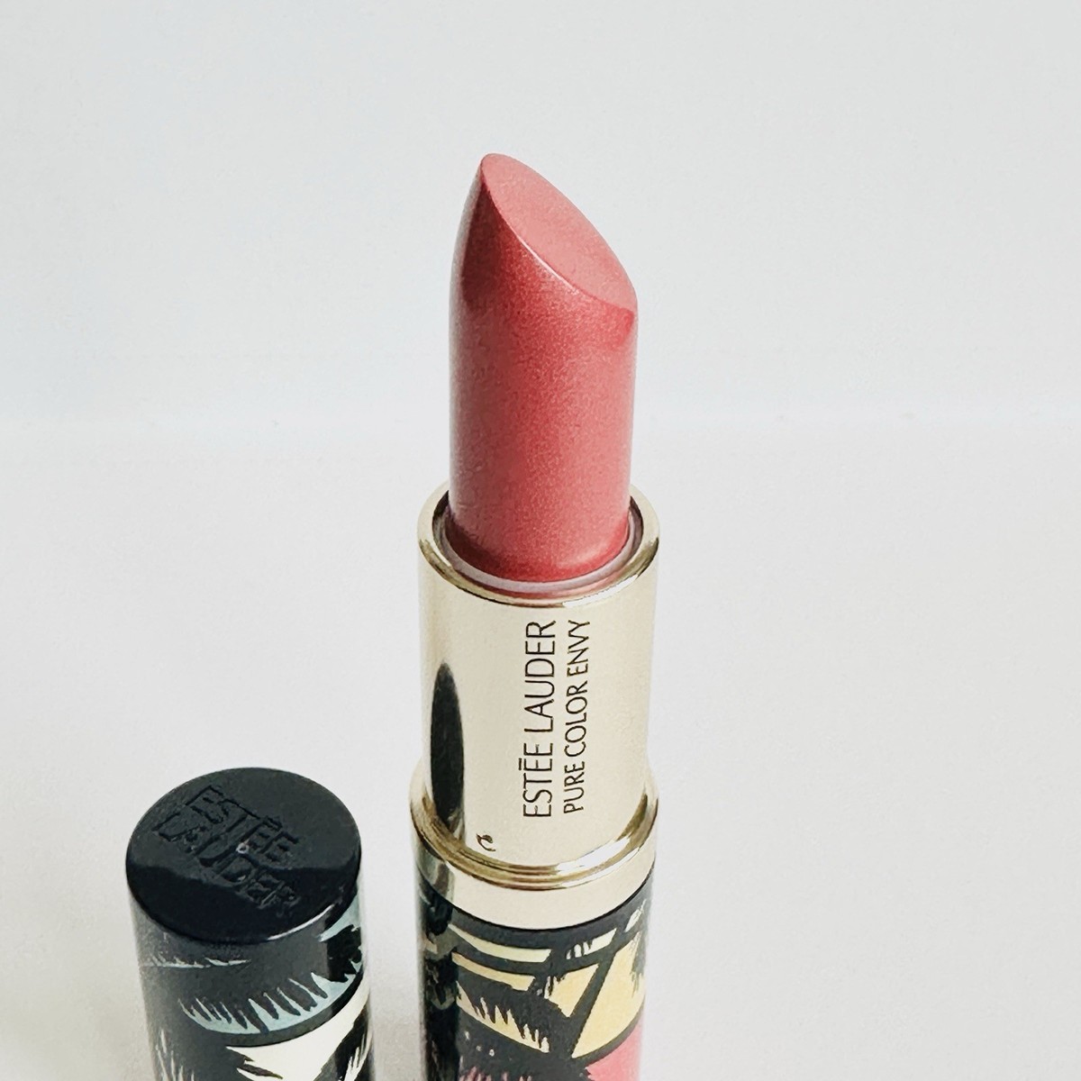 Estee Lauder Pure Color Envy Sculpting Hi Lustre Lipstick 223