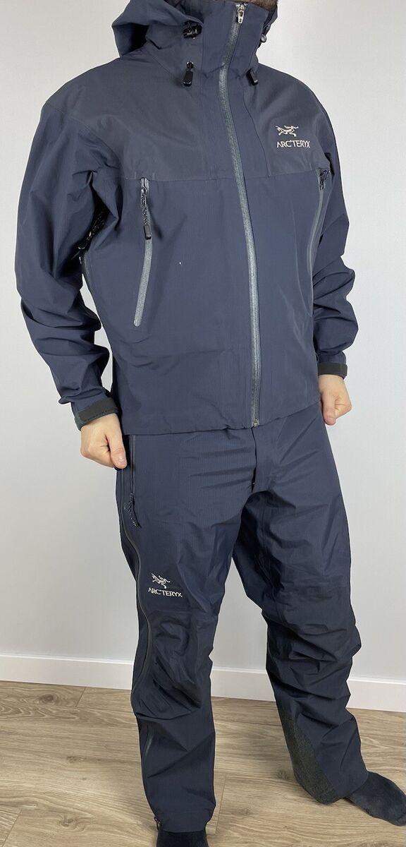Vintage Arc'Teryx Beta AR Jacket Pants Suit 1999 Gore-Tex Vintage Arc'Teryx Beta AR Jacket Pants Suit 1999 Gore-Tex