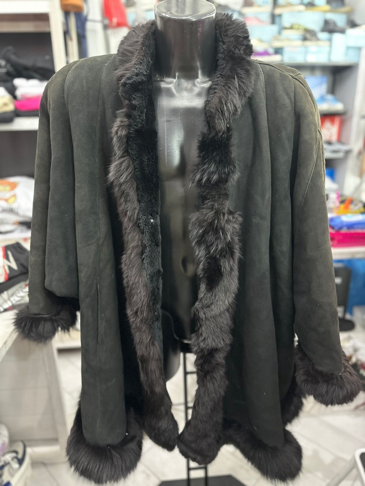 Men's Black Shearling Coat Size 58 LLV289