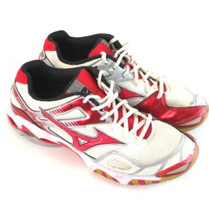 mizuno wave bolt 3
