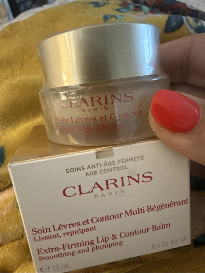 Clarins Bálsamo Labial y Contorno Extra Reafirmante Suavizante Relleno .5 OZ Sellado Foto 2 de 4