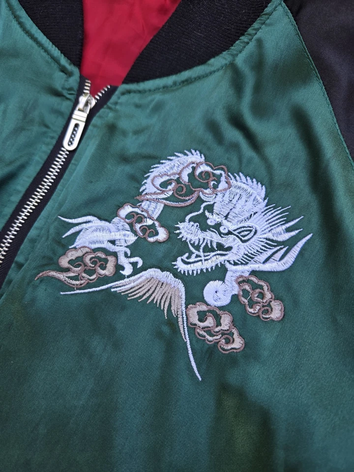 Chaqueta Jem Japonesa Bordada Souvenir Sukajan Dragón Verde Para Hombre Talla XL Foto 4 de 4