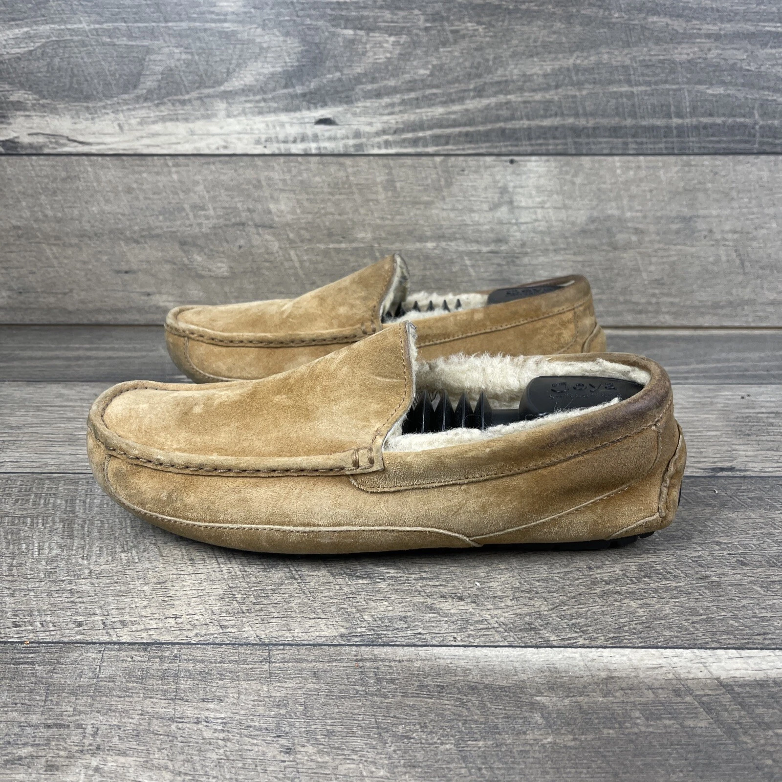 Pantofole comode in pelle scamosciata marrone Ugg 5775 foderate pecore taglia 12