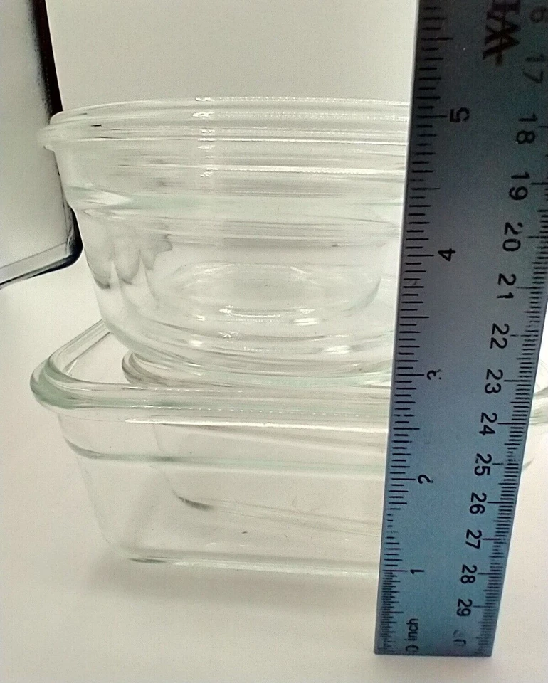 Glasslock Oven and Microwave Safe Food Storage Containers 5 Piece - No lids - Image 3 of 4