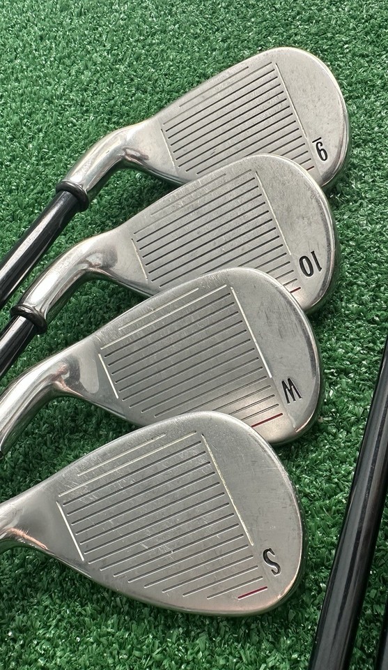 Callaway 2004 BIG BERTHA Iron Set 4PW+GW+SW, Regular RCH 75 Graphite