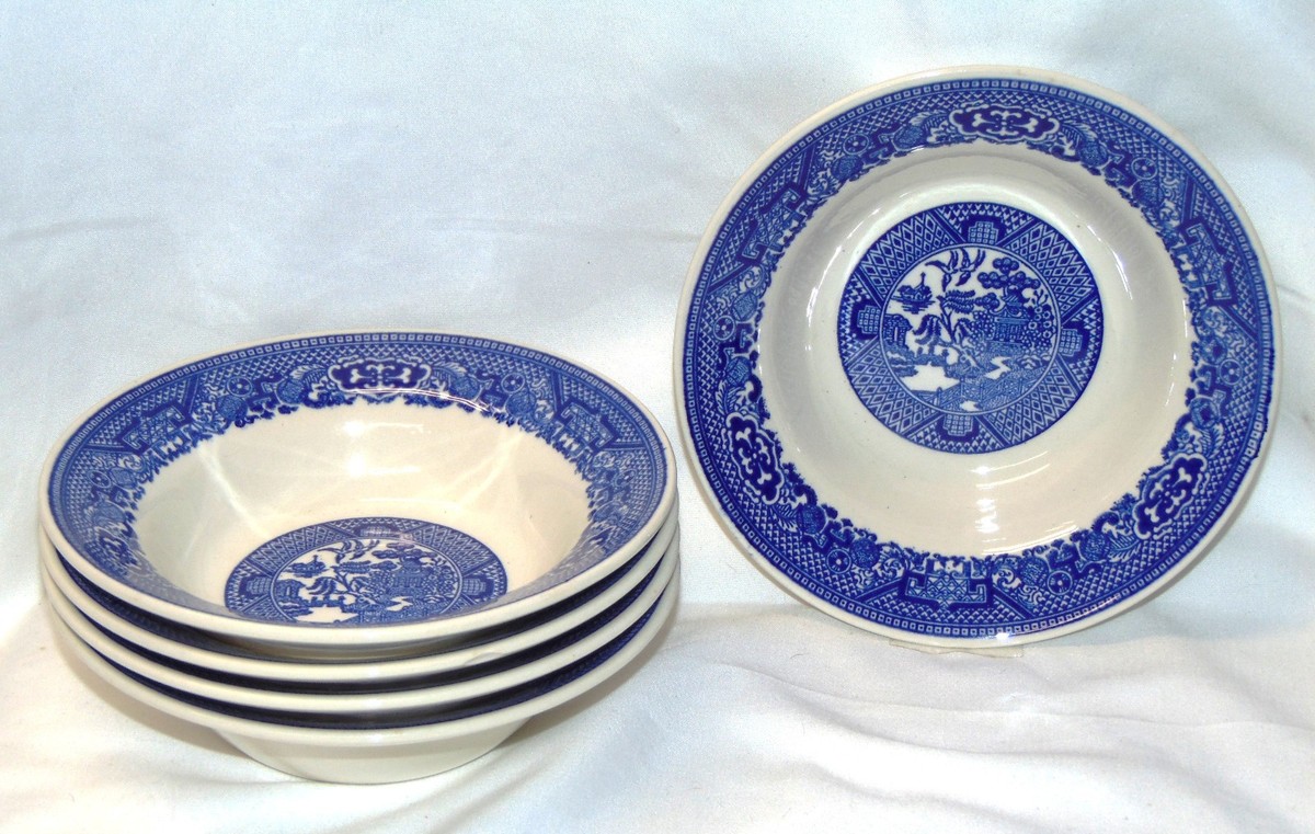 Set of Vintage Blue Willow 6-1/4” Bowls Willow Ware by Royal