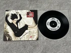 SIOUXSIE & THE BANSHEES - KISS THEM FROM ME / NM UK A1/B1 7" VINYL SINGLE SHE 19