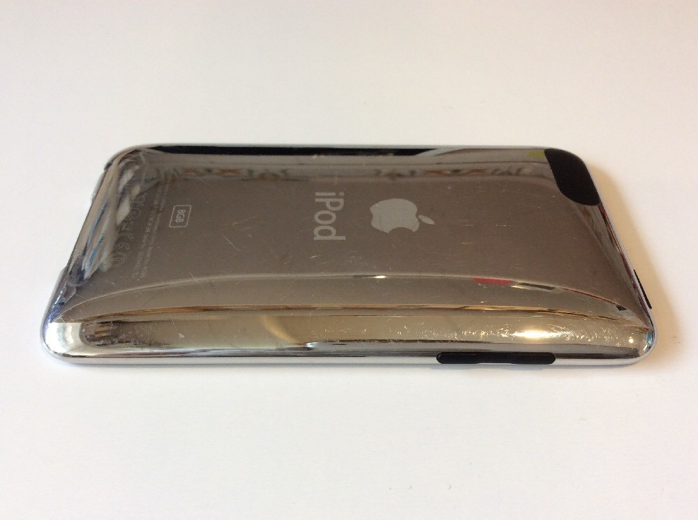 Apple iPod touch 2nd Generation Black (8 GB) Good Condition Apple iPod touch 2nd Generation Black (8 GB) Good Condition