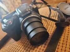 FUJIFILM finepix S8600 Compact Digital Camera
