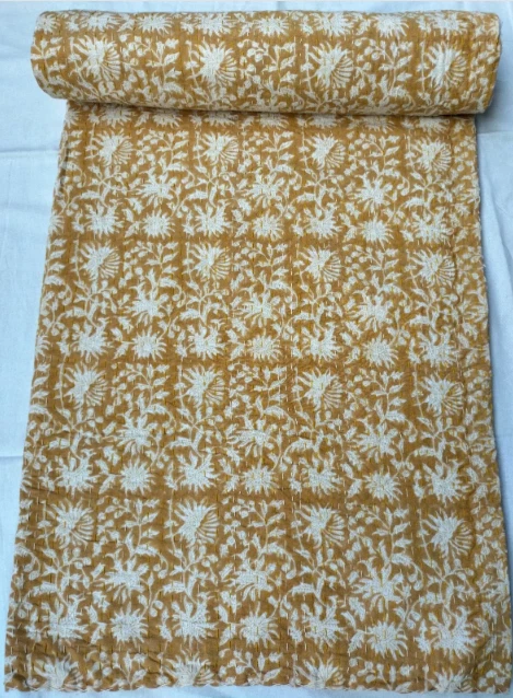 Colcha edredón Kantha amarillo indio de algodón tamaño king manta ropa de cama Foto 2 de 2