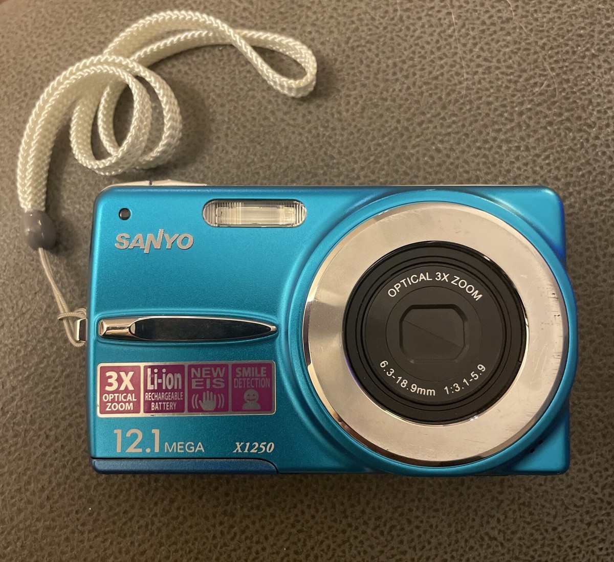 Sanyo VPC-X1250 12.1MP Digital Camera Blue TESTED WORKING W