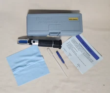 ADE Advanced Optics Portable Refractometer W/ Hard Case RSG-32ATC