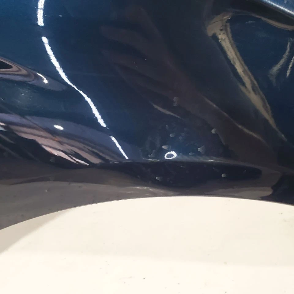 BMW 428I 2014 2015 2016 OEM guardabarros derecho azul medianoche con abolladuras Gran Coupé Foto 2 de 4