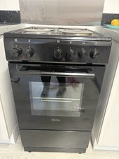 Electra SE50B Electric Cooker with Solid Plate Hob Black