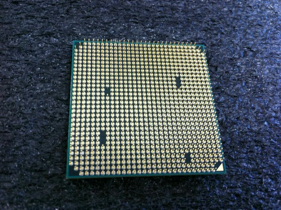AMD Phenom II X4 955 3.2 GHz Quad-Core Black Edition Processor AM3 AM2+ 125W CPU - Image 3 of 3