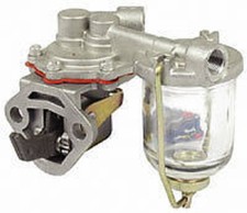 Pompe d'alimentation avec décanteur adaptable sur Massey Ferguson 885363M91