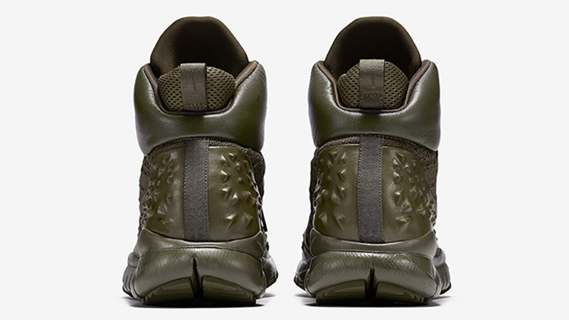 nike lupinek flyknit boots