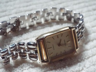 Orient Square Ladies Quartz Watch Gold Dial TwoTone Band 16mm Ready Use