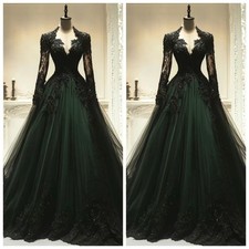 Gothic Black and Green Evening Dresses V-Neck Long Sleeves Beaded Prom Gowns